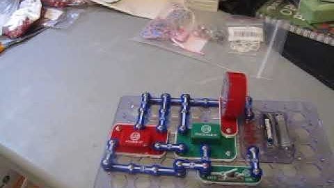 Snap Circuits Jr. | Project 54: Space War Flicker