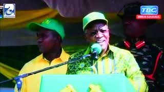DKT MAGUFULI AWASIMAMISHA MBELE YA WANANCHI WAGOMBEA HAWA /NZEGA