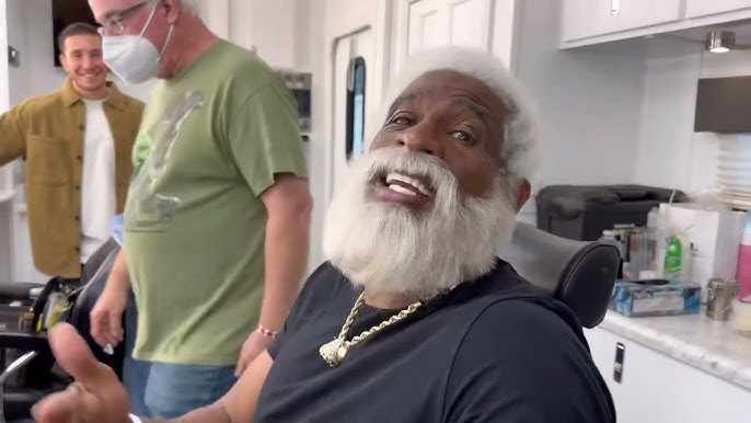 Gillette TV Spot, 'Deion's Draft Night' Featuring Deion Sanders 