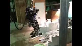 MIT's Atlas moving a heavy metal truss