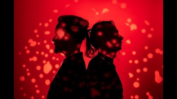 BRAGOLIN - Officiële videoclip van Into Those Woods