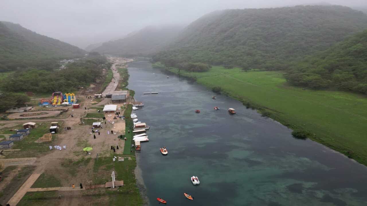 🌿 Breathtaking Aerial View of Salalah, Oman | Stunning 4K Drone Footage! 🌊✨