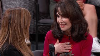 Robin McGraw Surprises The First Woman Who Used The Robin McGraw Revelation Products With A Gift …