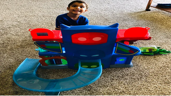PJ MASKS DELUXE VEHICLES and PJ Masks Deluxe Headquarters Playset
