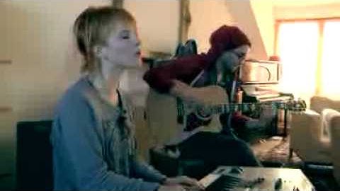 Paramore -  The Only Exception  NRK Acoustic