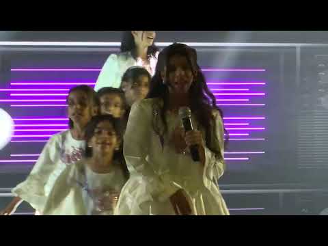 نشيد تلفازنا للنجمة اميره هادي من حفل السنوية 14 للقناة