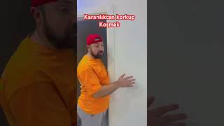 Karanlıktan Korkup Koşmak