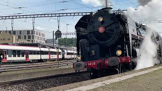 Mikado und Mountain bei der Ausfahrt aus Brugg nach Baden 17.5.26 - SNCF 141 R 1244 und  241-A-65