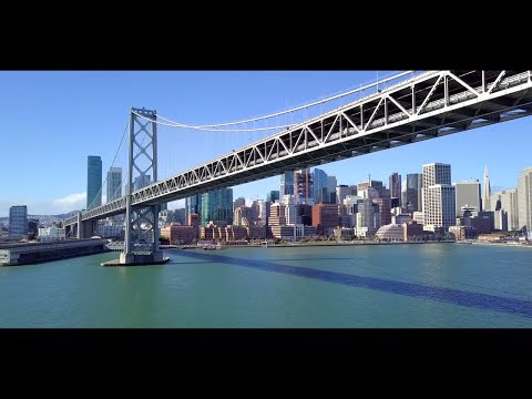 Video: Hoe lank is SF Bay Bridge?