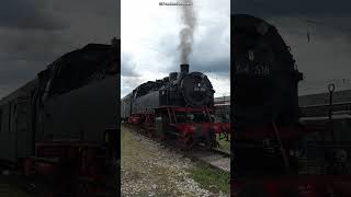 BR 64 518 steht under Dampf bereit + Postwagen Nördlinger Eisenbahnfest Bayerisches Eisenbahnmuseum