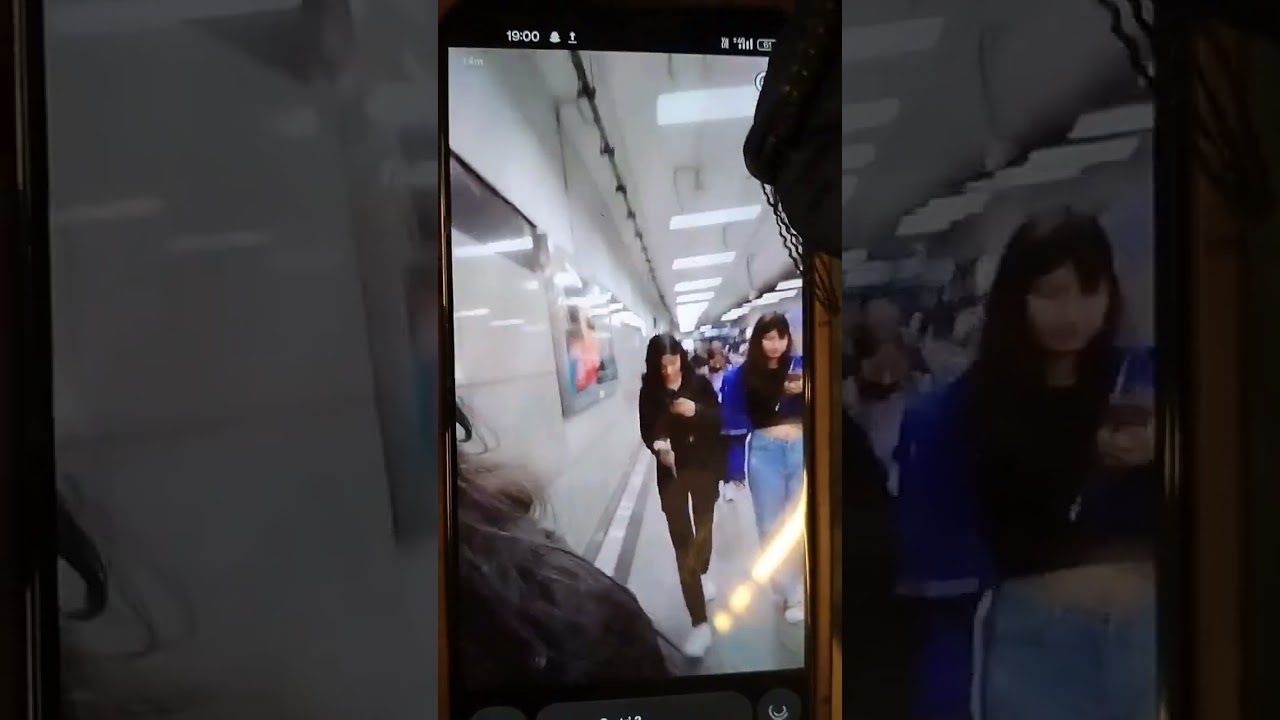 Snap save nhi hui toh camera se video bna li 😆😆Going to home 🏡 with friends 🫂 