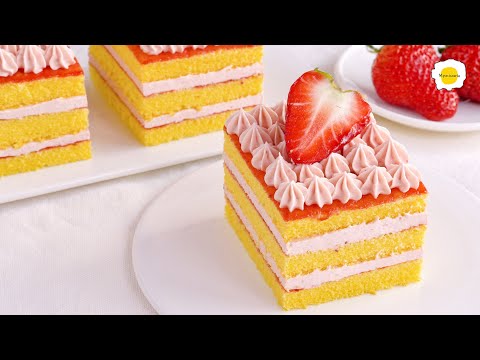 Strawberry Buttercream Cake Recipe  Recette de gteau  la crme au beurre aux fraises