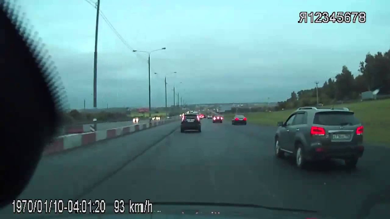 Авария 2015 на большой скорости лопнуло колесо жесть! - YouTube