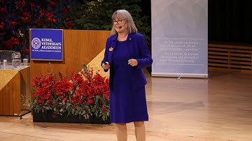 Generating High-Intensity Ultrashort Optical Pulses