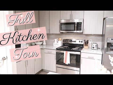 apartment-kitchen-tour-2018-//-kitchen-organization-and-decor