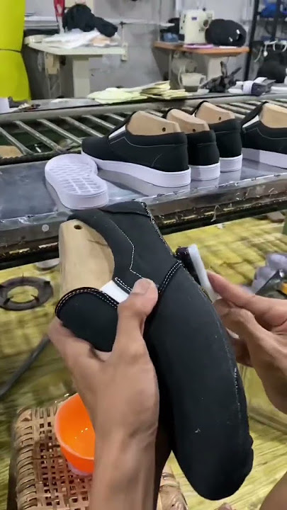 Bikin Sepatu Slip On🔥 #sepatufzth #pabriksepatu