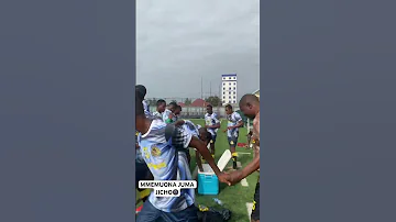 Shorts NAYE AMEJIUNGA NA YANGA KWENYE MAZOEZI 