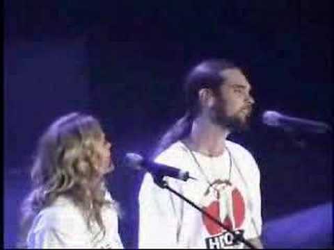Carrie Underwood and Bo Bice- God Blessed the Broken Road