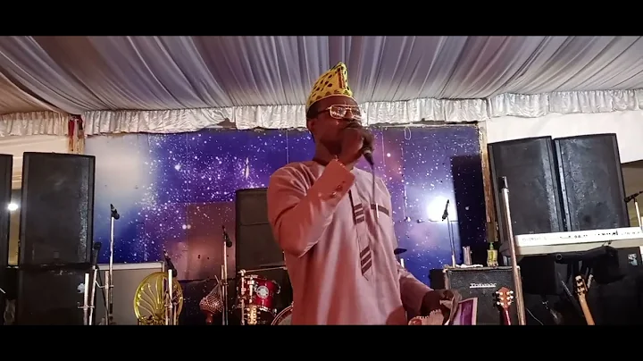 MC  ALADO ENTERTAINS GUESTS AT  FINAL BURIAL OF ALHAJA @ ALHAJI  ONILENLA