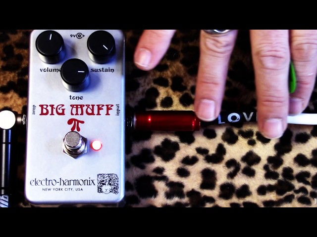 Electro Harmonix VIOLET Rams Head Big Muff Pi Reissue with