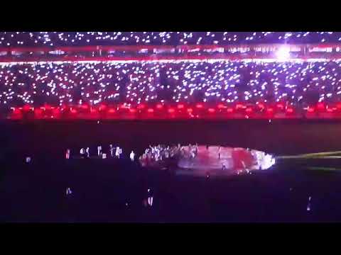 حفل المنتخب الجزائري بمناسبة التأهل لكأس العالم اغنية تيغلا زمن شاهددد