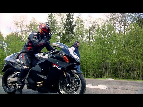 Suzuki GSX 1300R Hayabusa против GSX R-1000 против Nissan GT-R