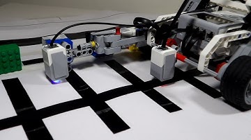 EV3 Mindstorms - WRO 2018 - Move On Course & Pronounce Colours