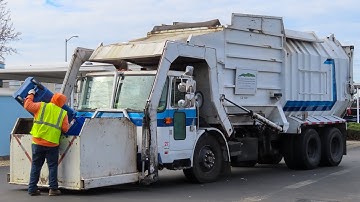1999 Volvo WXLL Amrep Octo FL- Concord Disposal Service