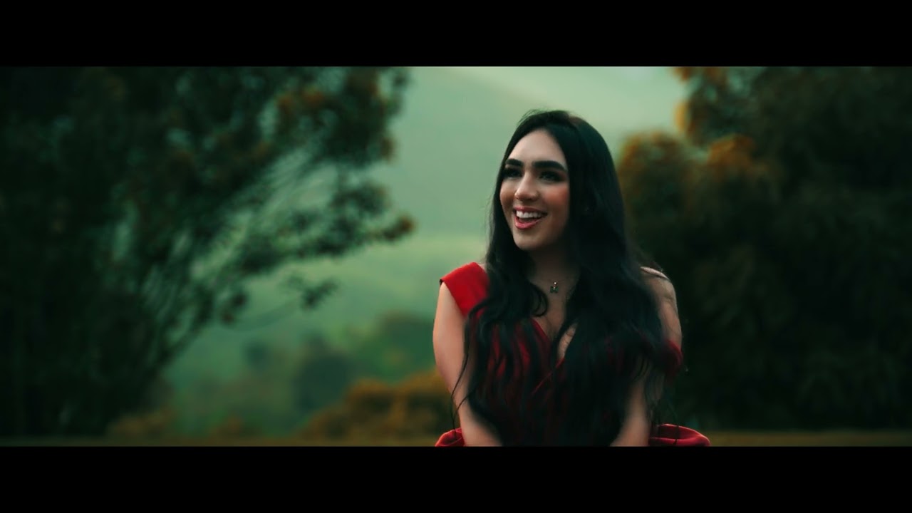 No Vales Nada- Daela 🦋 (Official Video) 