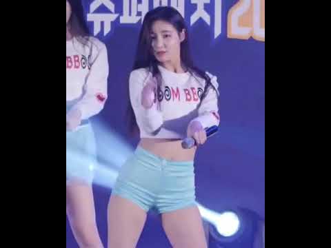180408 MOMOLAND (모모랜드)  (Bboom Bboom)