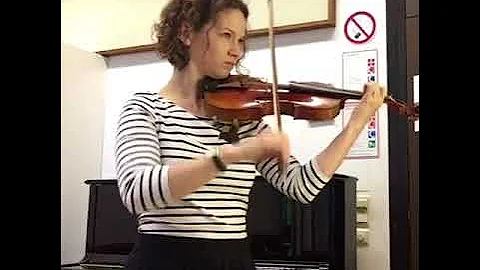 Hilary Hahn practicing