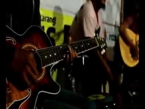 Watch Sendia - You (akustik) on YouTube