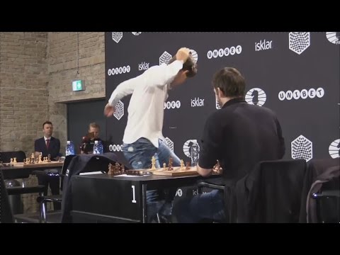 Video: Magnus Carlsen Nilai Bersih: Wiki, Berkahwin, Keluarga, Perkahwinan, Gaji, Adik Beradik