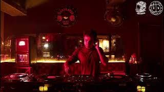 DJ Taro | themuddshow x 4AM Records
