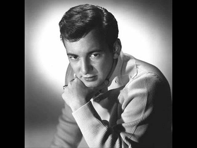 Bobby Darin - Beyond the Sea (Lyrics On-Screen and in Description)