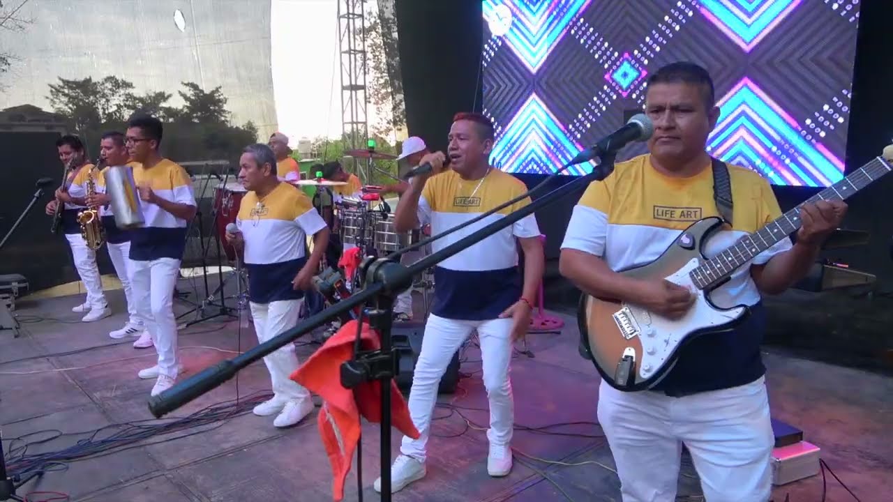 Cállate Corazón/Por Qué Sufrir Así - Esteban Salomé Y Su Fiesta Latina