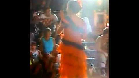 Amazing ten year old sings "Man of La Mancha"