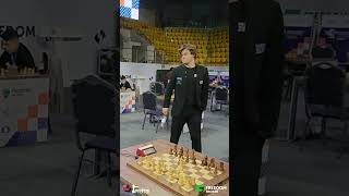 Dont Disturb Magnus Carlsen When He Is Watching A Game 