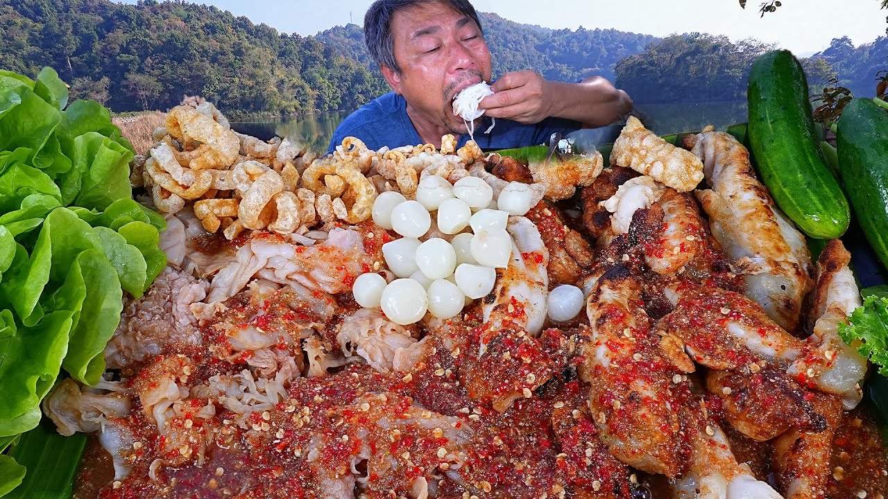 ไข่หมึกย่างหอมๆ แมงกะพรุน ราดน้ำจิ้มซีฟู้ดปลาร้าเผ็ดๆ-26-01-2025-