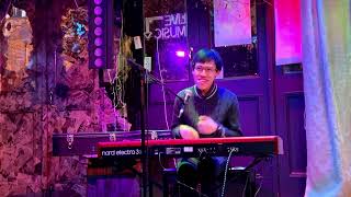 musical improv comedy: improvising songs on piano at an open mic!
