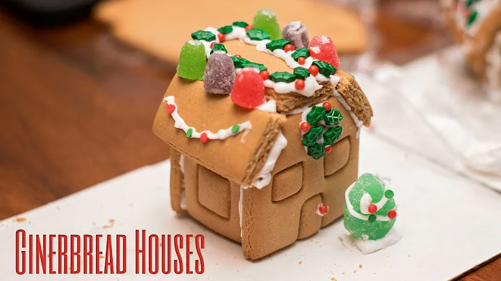 Making (and destroying) Gingerbread Houses