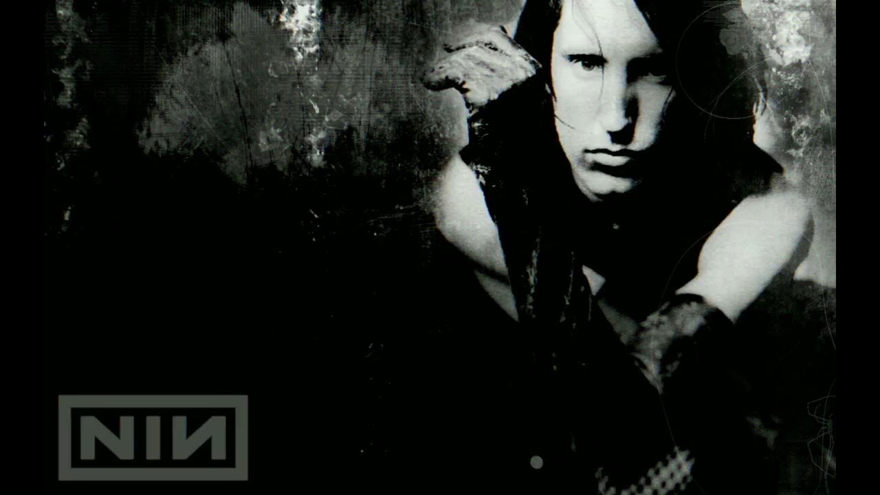 Nine inch broken. Группа nine inch nails 1994. найн инч нейлз. группа nine inch nails 2025. nine inch nails 1995.