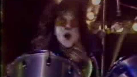 KISS - I Love It Loud ( music video )