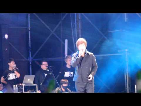 2014 高雄夢時代跨年演唱會 五月天-知足