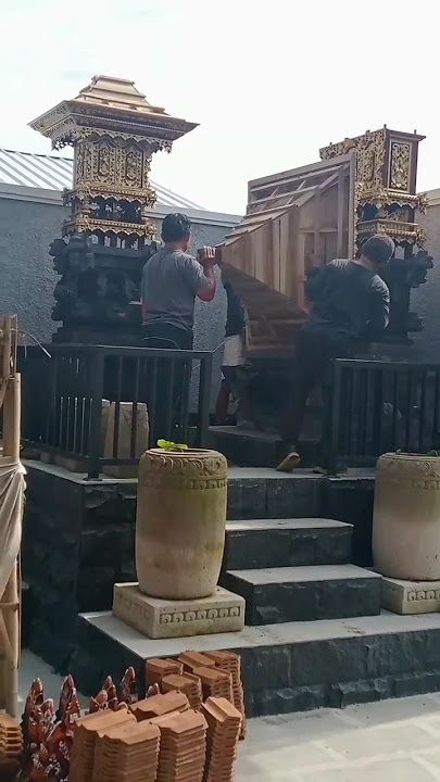 Pemasangan atap kemulan taksu di jln Suradipa Denpasar #sanggahbali #wulandari_temple#kemulan