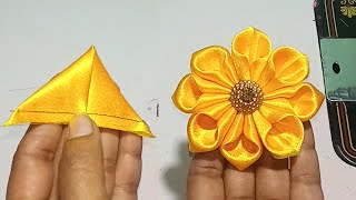 How to make fabric flower / DIY: How to make an adorable fabric flower in just 6 minutes