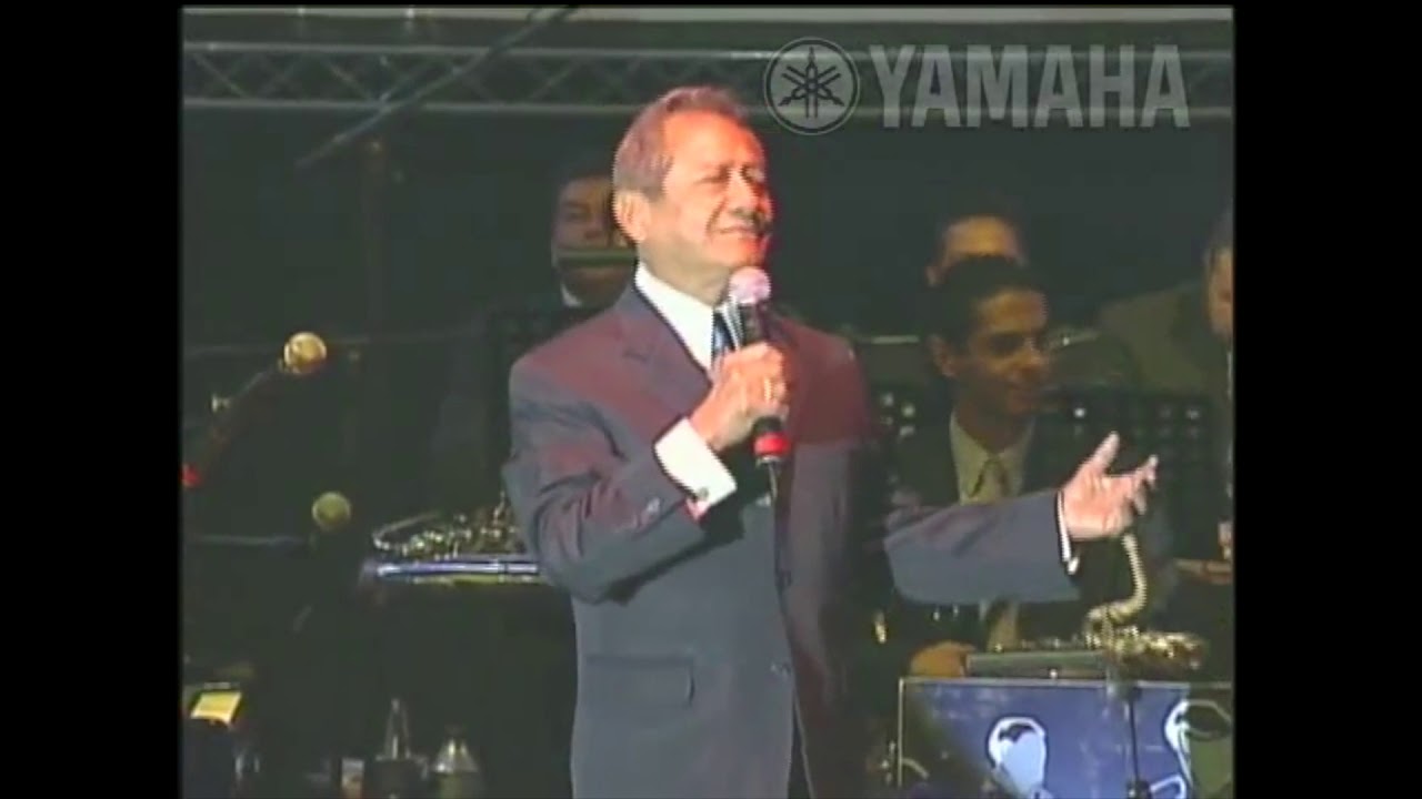 Armando Manzanero, Big Band Jazz de México - Adoro (En Vivo) - YouTube