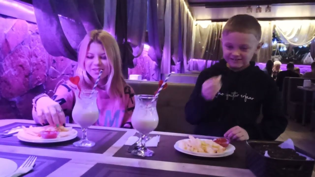 Ресторан-Барбекю "BAR BQ CAFE" Мирноград