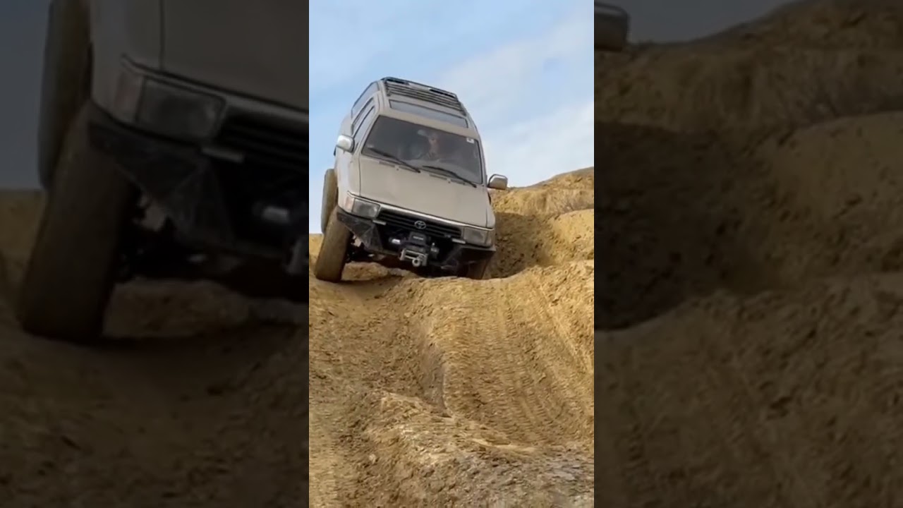 2nd gen Toyota 4runner offroad fun at Interlake SRA. Crazy downhill run