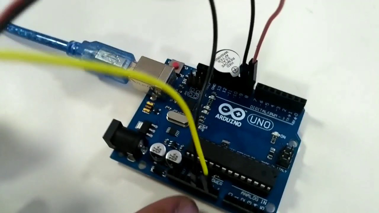 Ultrasonic with buzzer - YouTube